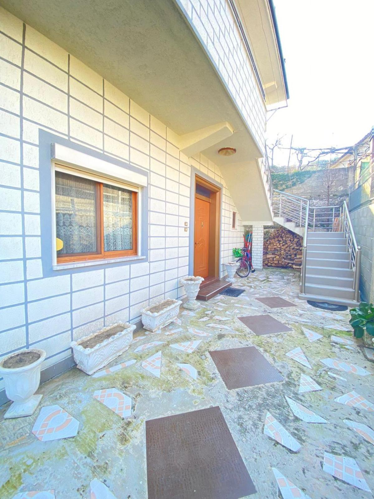 Apartament Dlmeti *